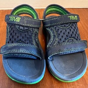 Teva Psyclone XLT Sandals Size Toddler 7
